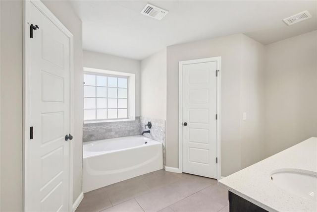 13708 Calabria Trail, Oklahoma City, OK 73170