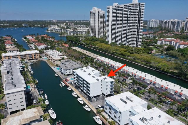 3642 NE 171st St 506, North Miami Beach, FL 33160