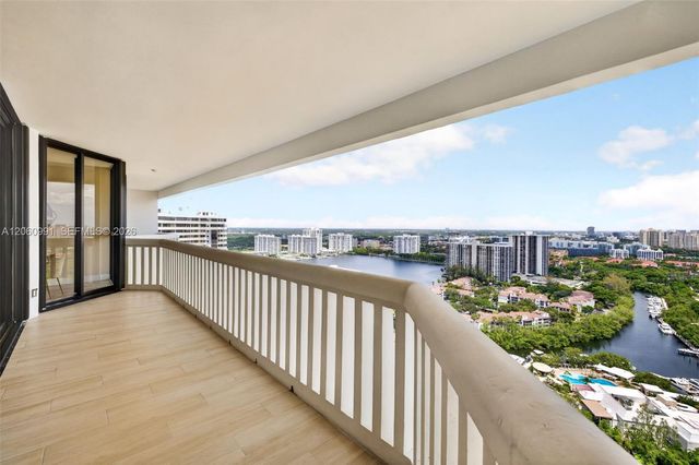 2000 Island Boulevard 3010, Aventura, FL 33160