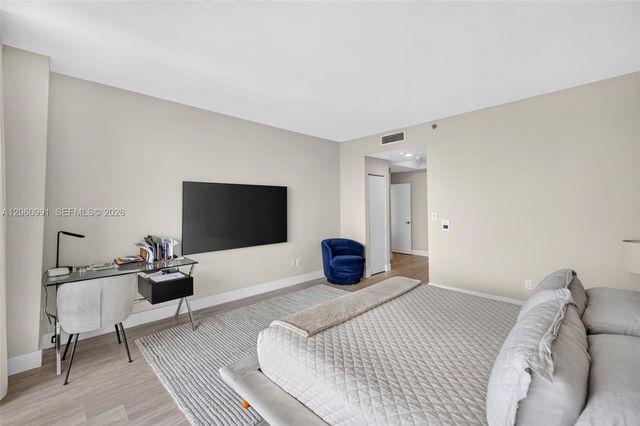 2000 Island Boulevard 3010, Aventura, FL 33160