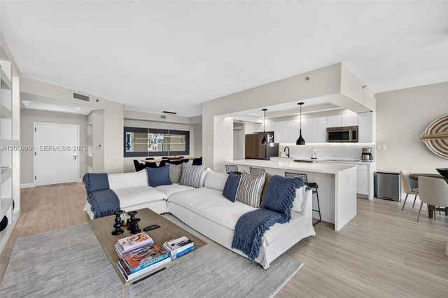2000 Island Boulevard 3010, Aventura, FL 33160