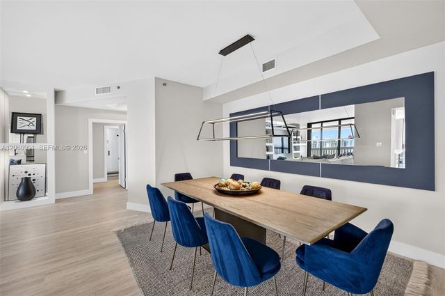 2000 Island Boulevard 3010, Aventura, FL 33160