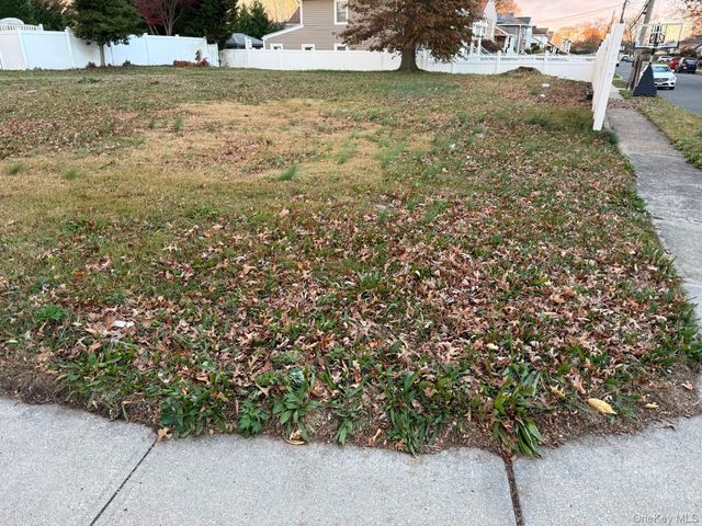 3051 Grand Avenue, Baldwin, NY 11510