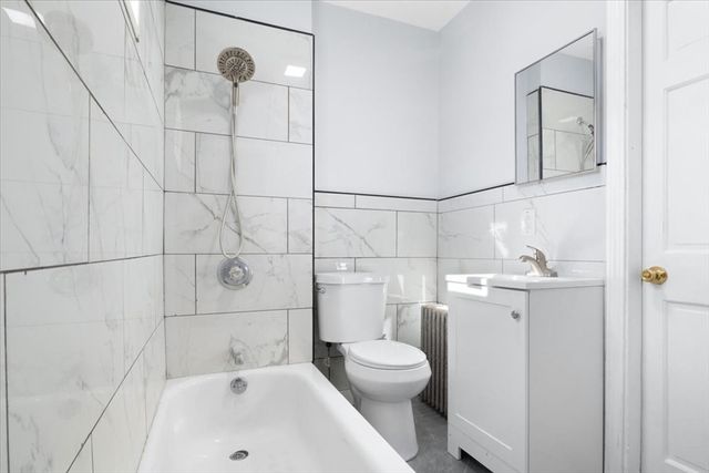 8 Linwood St 2, Holbrook, MA 02343