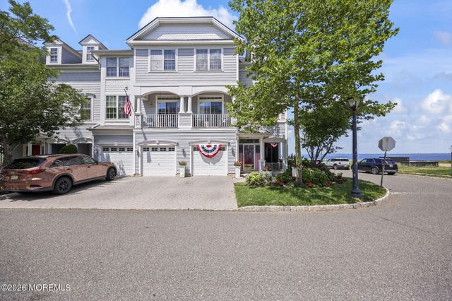 40 Skimmer Lane, Middletown, NJ 07758