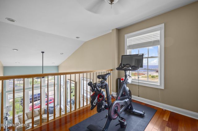 40 Skimmer Lane, Middletown, NJ 07758