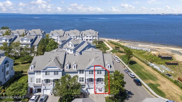 40 Skimmer Lane, Middletown, NJ 07758