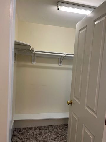 4 Riggs St 1, Gloucester, MA 01930