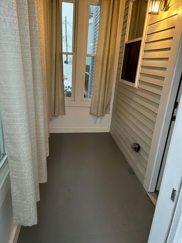 4 Riggs St 1, Gloucester, MA 01930