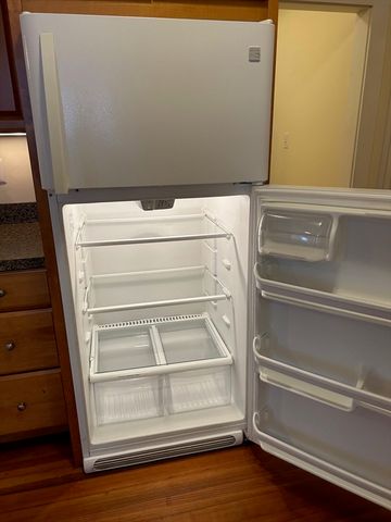 4 Riggs St 1, Gloucester, MA 01930