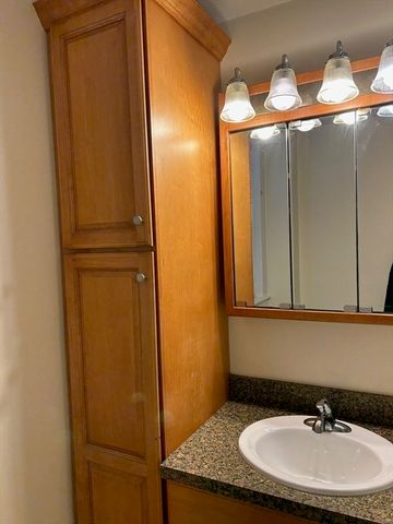 4 Riggs St 1, Gloucester, MA 01930