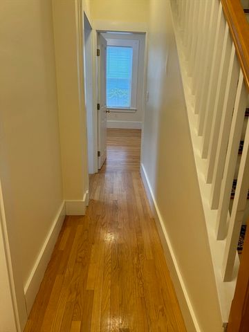 4 Riggs St 1, Gloucester, MA 01930