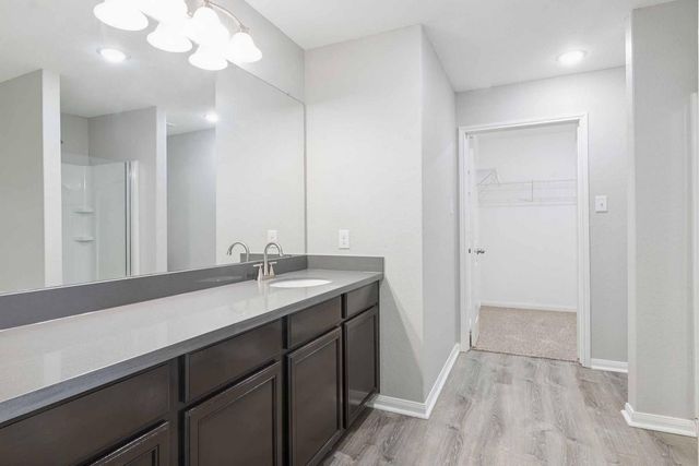 10927 Hillside Creek Drive, Humble, TX 77396