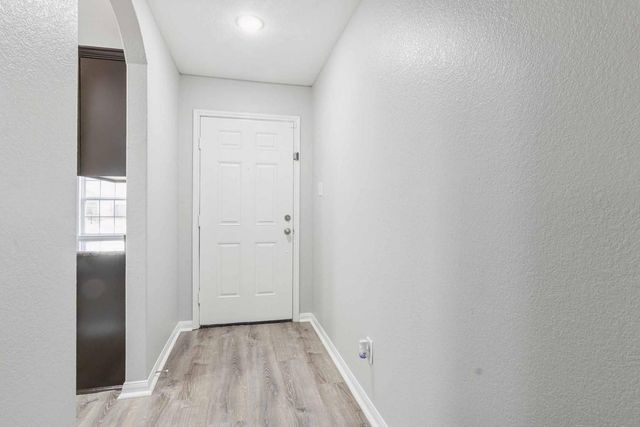 10927 Hillside Creek Drive, Humble, TX 77396