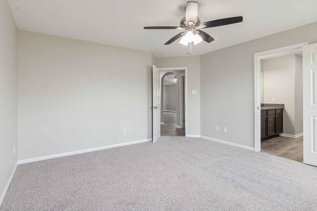 10927 Hillside Creek Drive, Humble, TX 77396