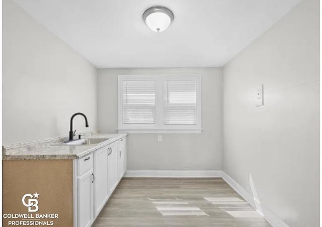 15740 Hartwell Street, Detroit, MI 48227