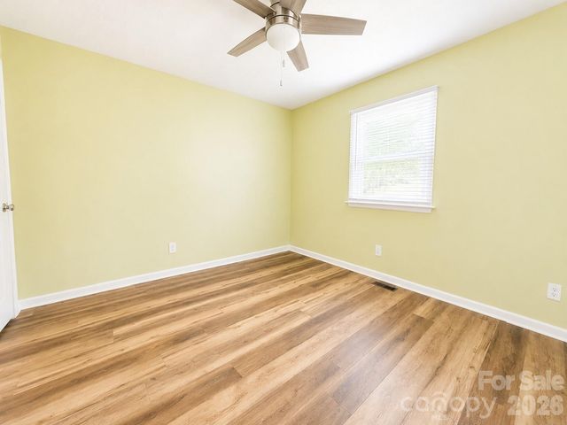 114 Falling Waters Road 2, Hendersonville, NC 28792