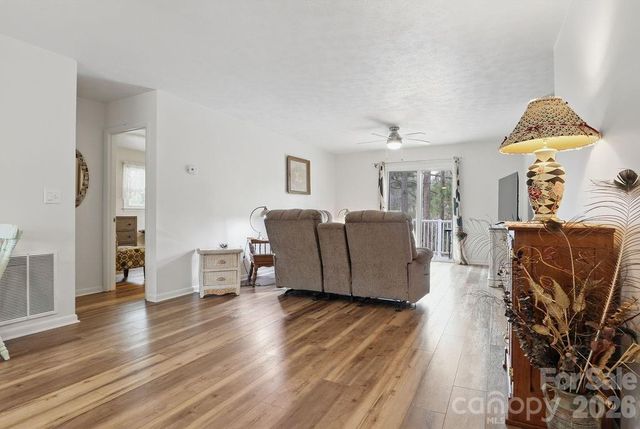 114 Falling Waters Road 2, Hendersonville, NC 28792