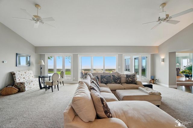 13542 Venetian Drive, Monroe, MI 48161