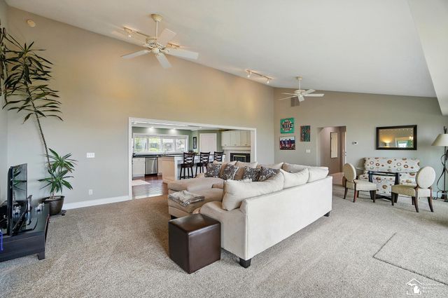 13542 Venetian Drive, Monroe, MI 48161