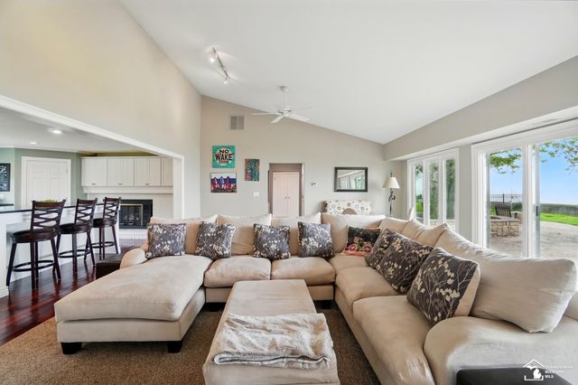 13542 Venetian Drive, Monroe, MI 48161