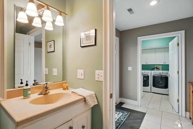 13542 Venetian Drive, Monroe, MI 48161