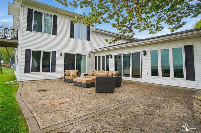 13542 Venetian Drive, Monroe, MI 48161