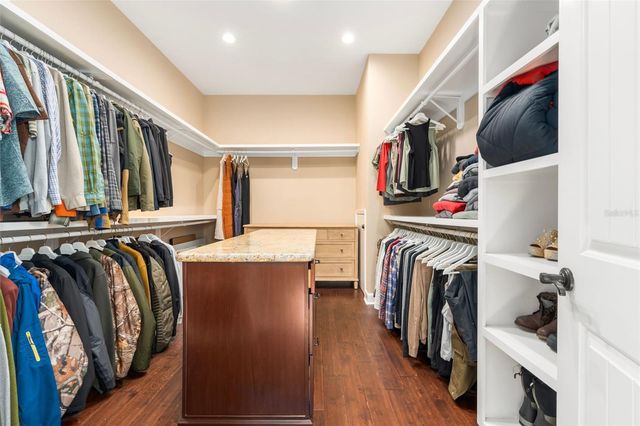 21781 NW COUNTY ROAD 2054, Alachua, FL 32615