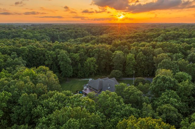 368 Chandler Dr, Winchester, TN 37398