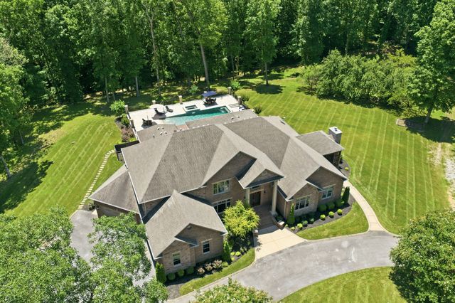 368 Chandler Dr, Winchester, TN 37398