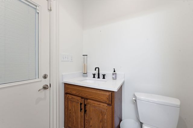 368 Chandler Dr, Winchester, TN 37398