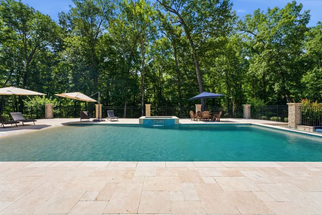 368 Chandler Dr, Winchester, TN 37398