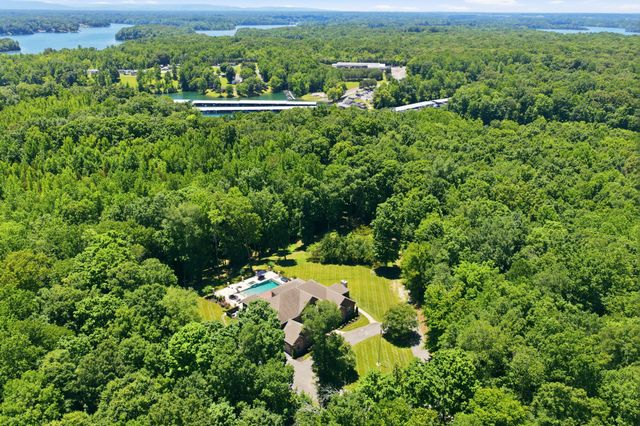 368 Chandler Dr, Winchester, TN 37398