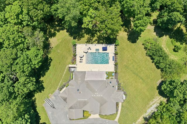 368 Chandler Dr, Winchester, TN 37398