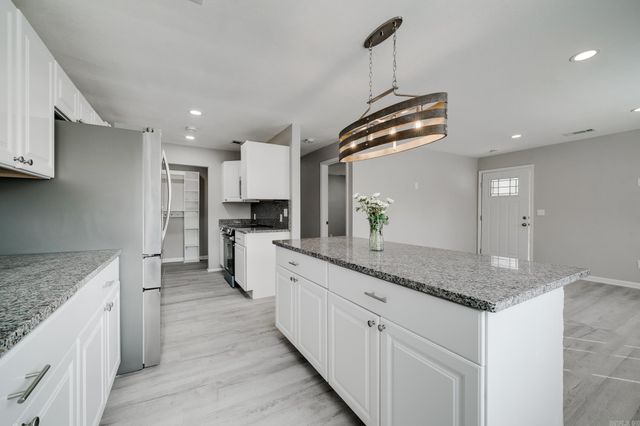 3 Grassy Lake Rd, Mayflower, AR 72106