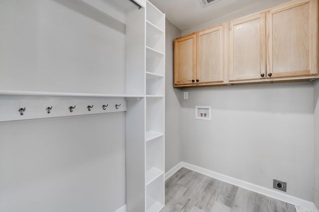 3 Grassy Lake Rd, Mayflower, AR 72106