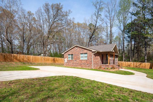 3 Grassy Lake Rd, Mayflower, AR 72106