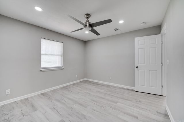 3 Grassy Lake Rd, Mayflower, AR 72106