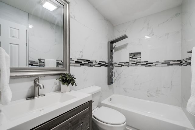 3 Grassy Lake Rd, Mayflower, AR 72106