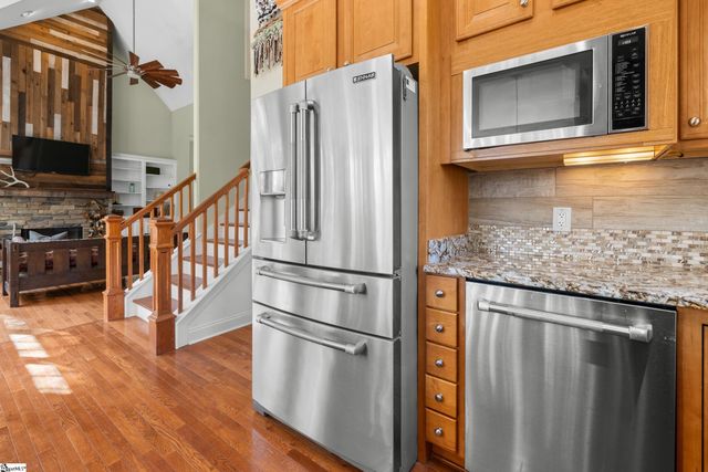 3 Halyard Way, Salem, SC 29676