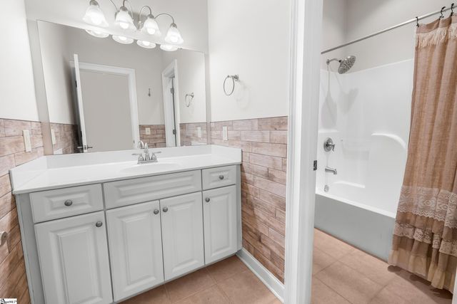 3 Halyard Way, Salem, SC 29676