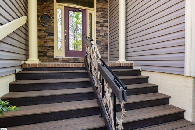 3 Halyard Way, Salem, SC 29676