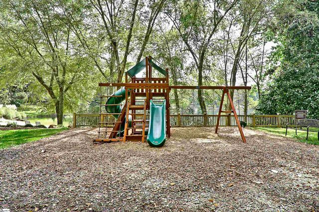3 Halyard Way, Salem, SC 29676