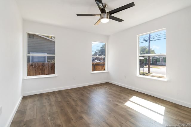 2131 Burnet, San Antonio, TX 78202