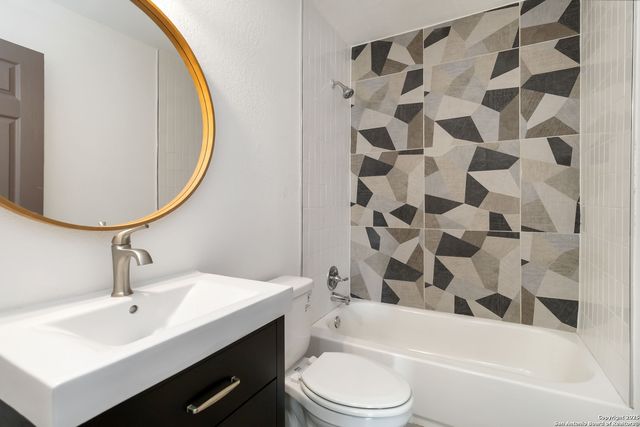 2131 Burnet, San Antonio, TX 78202