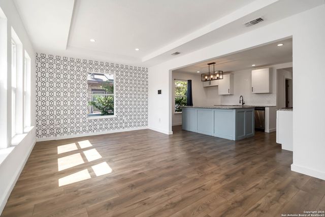 2131 Burnet, San Antonio, TX 78202