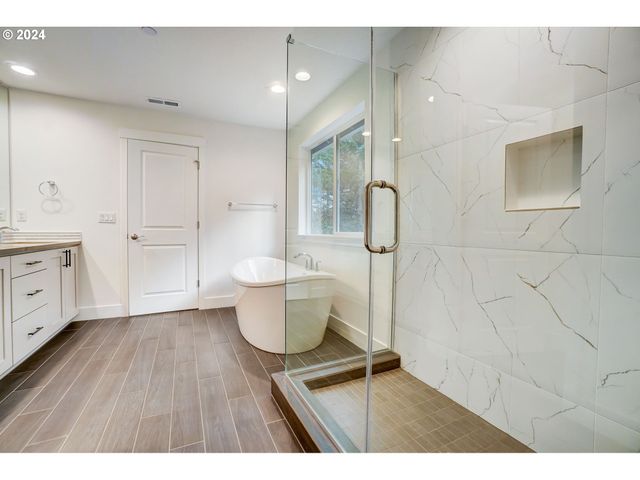 5508 N 94TH Ave LT214, Camas, WA 98607