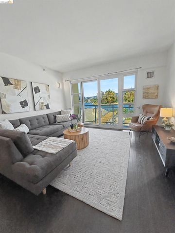 1 Lakeside Dr 411, Oakland, CA 94612