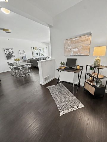 1 Lakeside Dr 411, Oakland, CA 94612