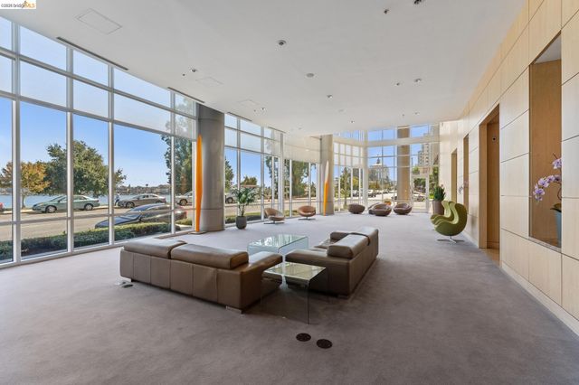 1 Lakeside Dr 411, Oakland, CA 94612